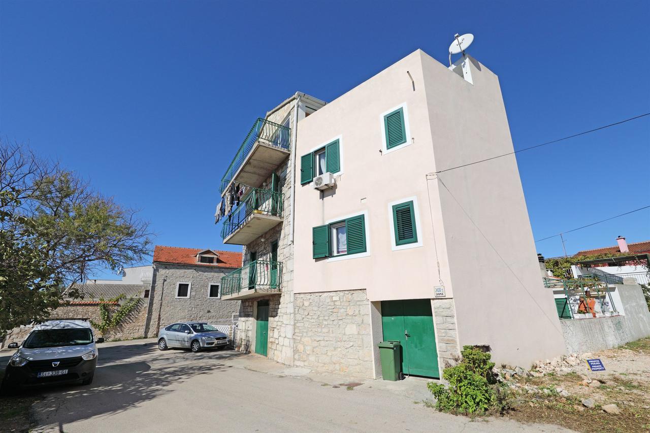 Apartments Anita Srima Exterior photo